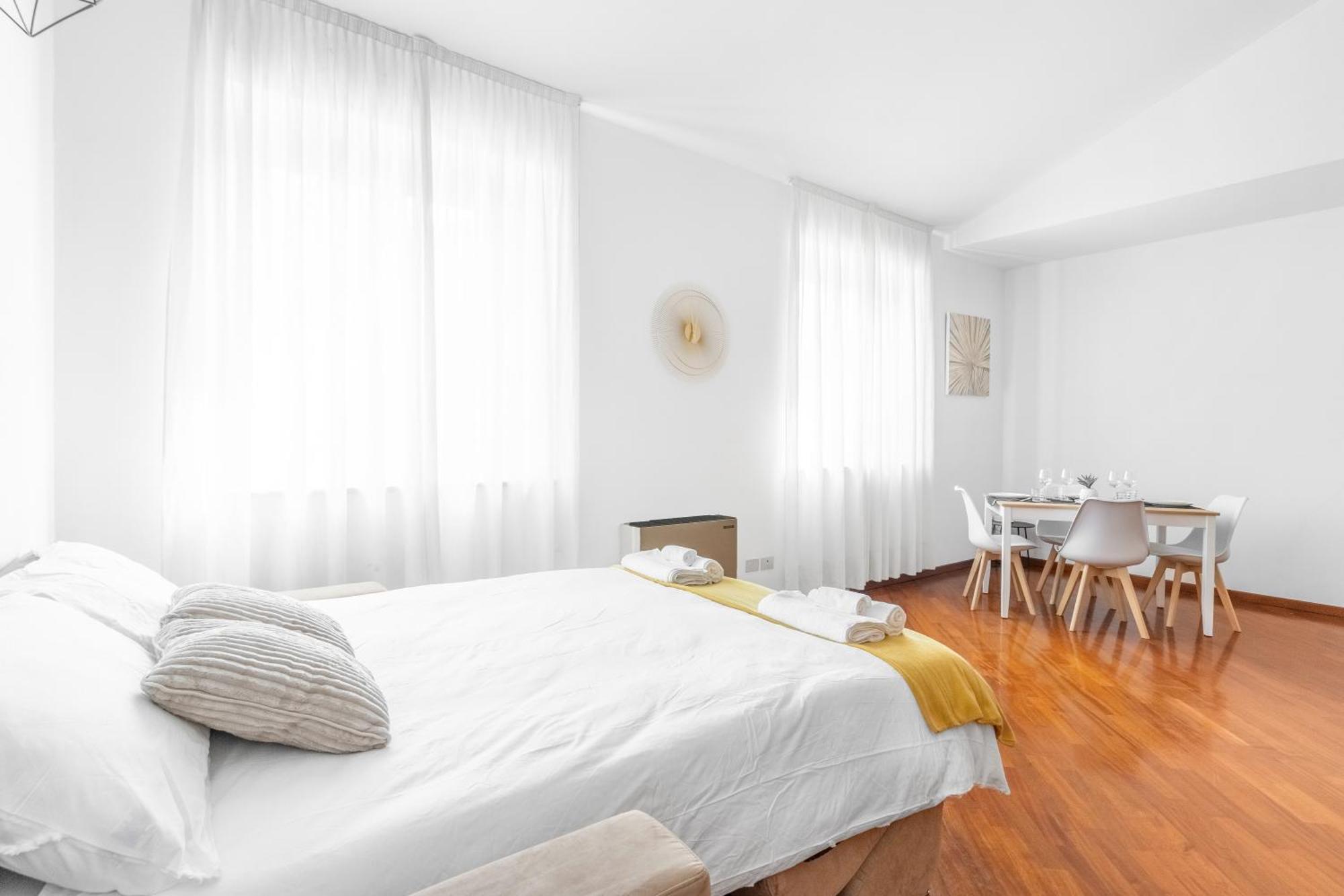 Central Luxurious Apartment Duomo A/C-Wi-Fi Free Милан Экстерьер фото
